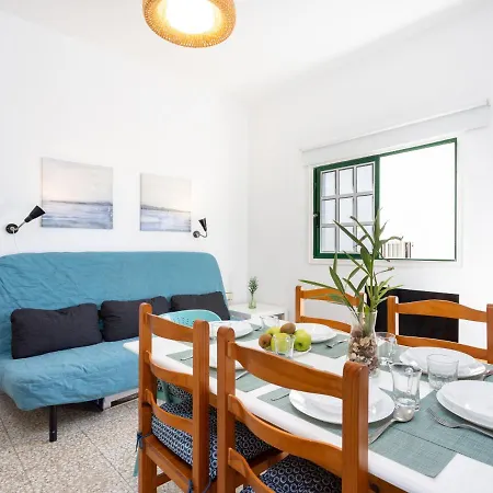 Live Cangrejo Apartment Arico